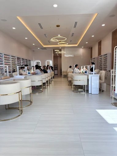 Mimi Mai Nail Spa - nội thất chính